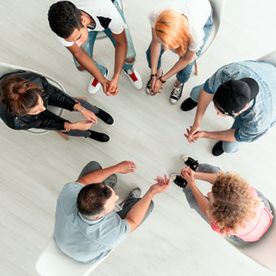 Personas reunidas